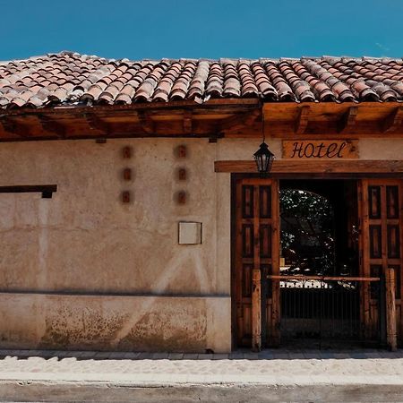 Hotel Casa De Gandhi San Cristobal de las Casas Exterior photo